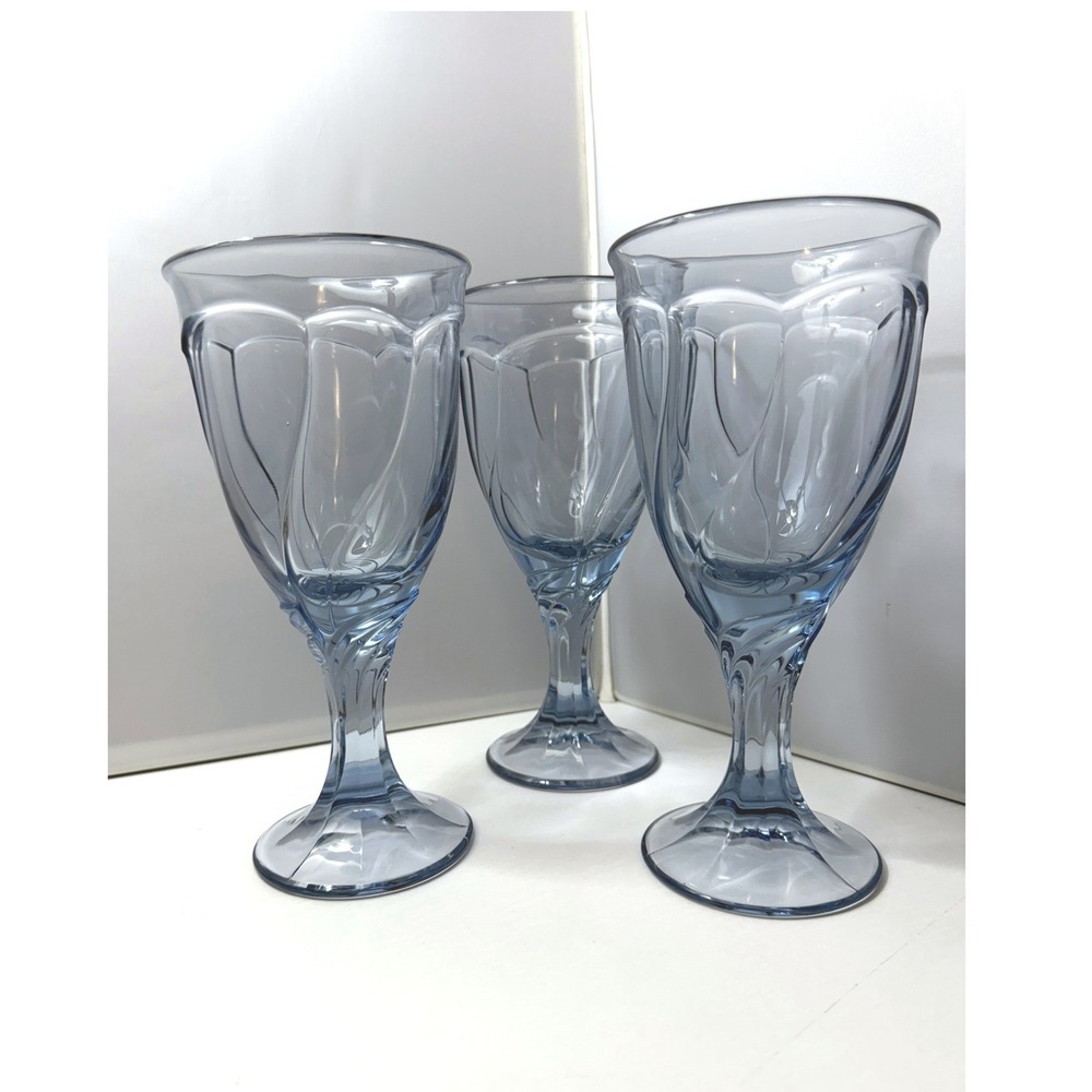 Noritake Sweet Swirl Glasses Goblet Light Blue Iced Tea